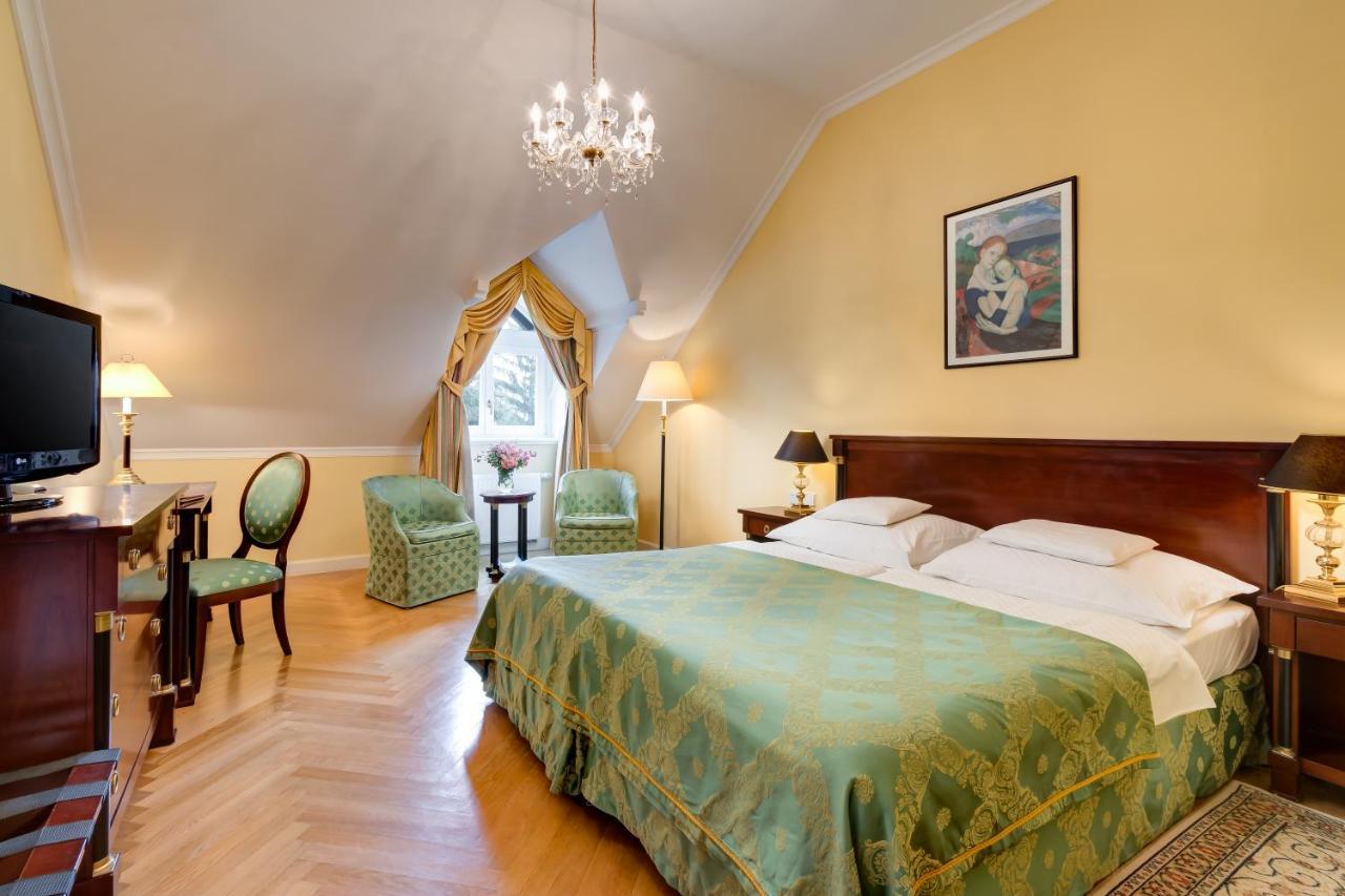 Castle Hotel Grof Degenfeld Superior Tarcal Εξωτερικό φωτογραφία