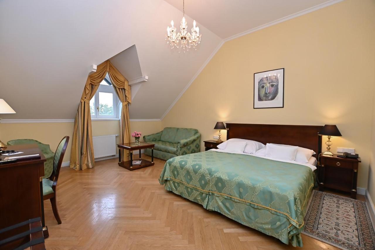 Castle Hotel Grof Degenfeld Superior Tarcal Εξωτερικό φωτογραφία