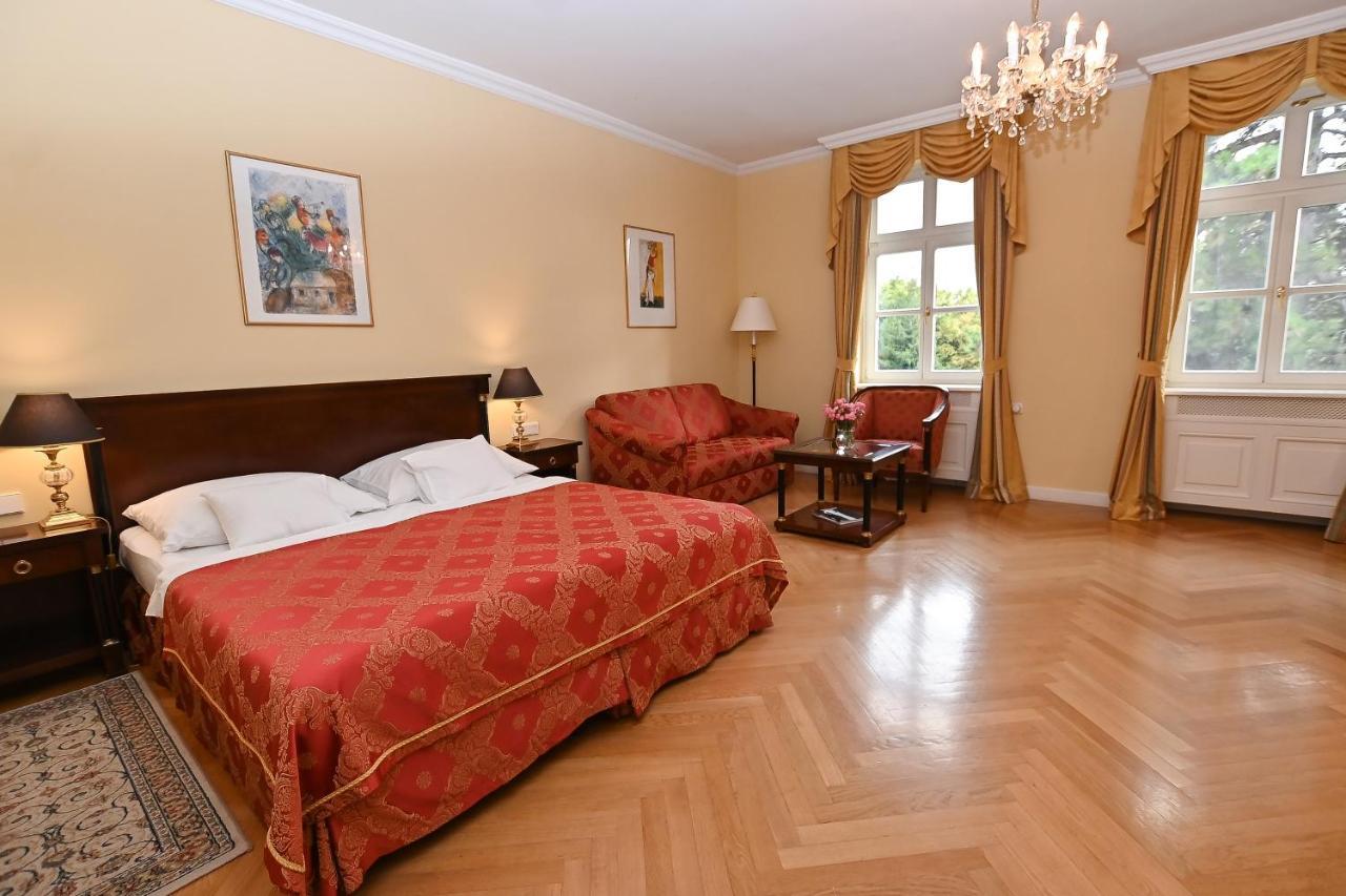 Castle Hotel Grof Degenfeld Superior Tarcal Εξωτερικό φωτογραφία