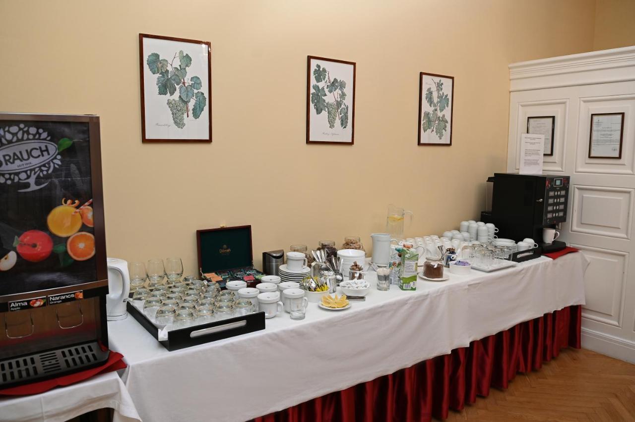 Castle Hotel Grof Degenfeld Superior Tarcal Εξωτερικό φωτογραφία